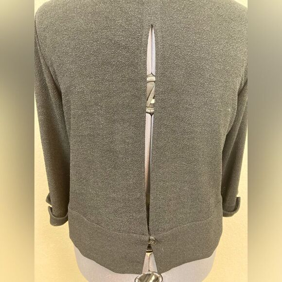 Donna Ricco VTG stretchy crepe jacket w/ open back & cuffed 3/4 sleeves - Picture 5 of 7